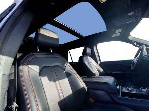 Certified 2022 Ford Expedition Max Limited image 23