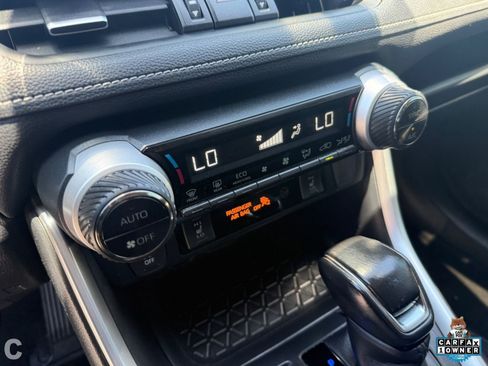 Used 2019 Toyota RAV4 XLE Premium w/ Cold Weather Package AWD/4WD image 24