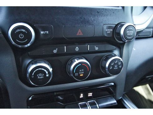 Used 2024 RAM 1500 Big Horn RWD image 27