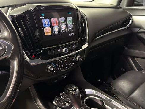 Used 2019 Chevrolet Traverse LT w/ LT Premium Package FWD image 22