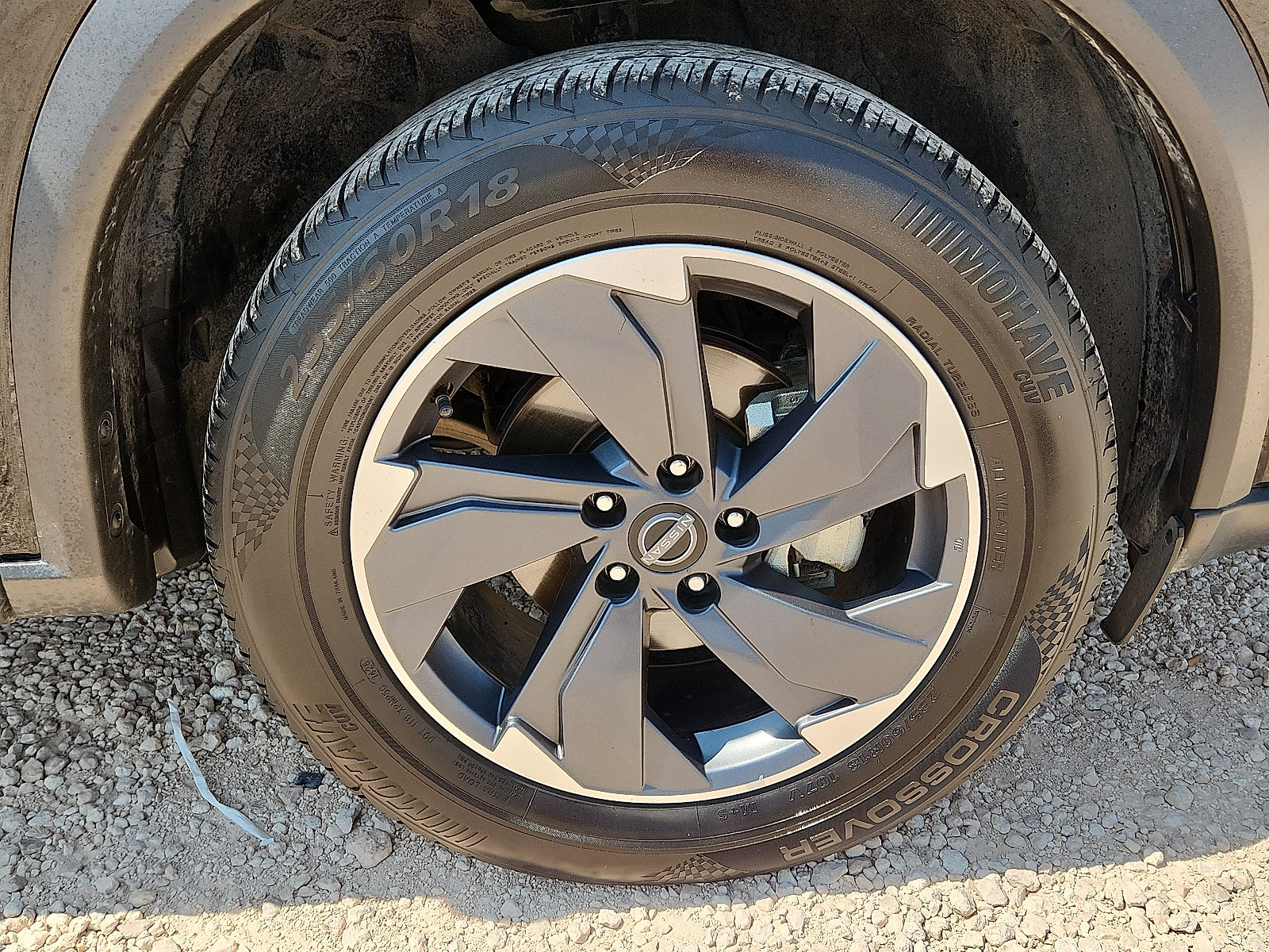 Used 2024 Nissan Rogue SV FWD image 7