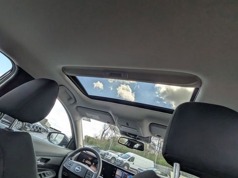 New 2026 Nissan Sentra SV FWD image 25