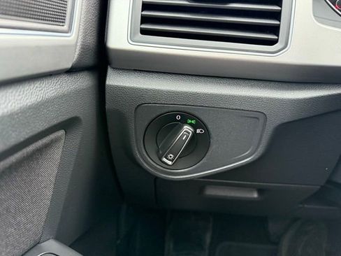 Used 2018 Volkswagen Atlas S AWD/4WD image 19