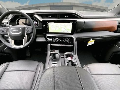 New 2026 GMC Sierra 1500 Denali w/ Technology Package AWD/4WD image 6