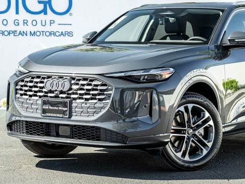 New 2026 Audi Q5 Premium image 2