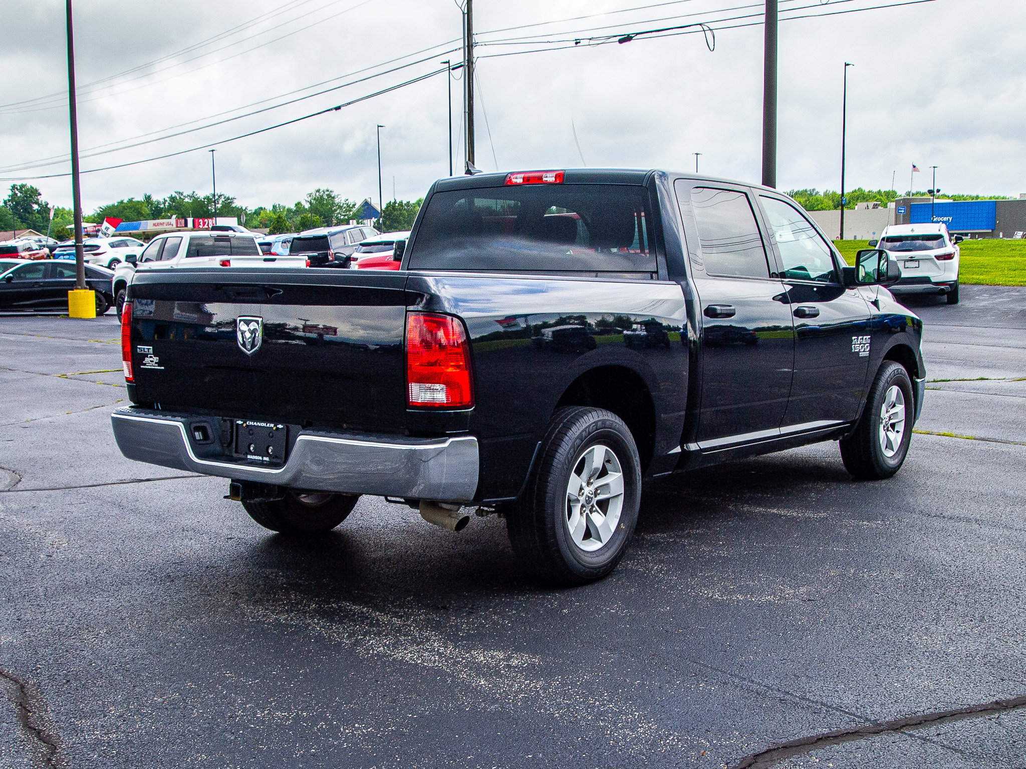 Used 2023 RAM 1500 Classic SLT w/ Trailer & Traction Group RWD image 7
