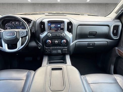 Used 2020 GMC Sierra 1500 SLT image 3