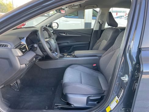 Used 2025 Toyota Camry LE image 25