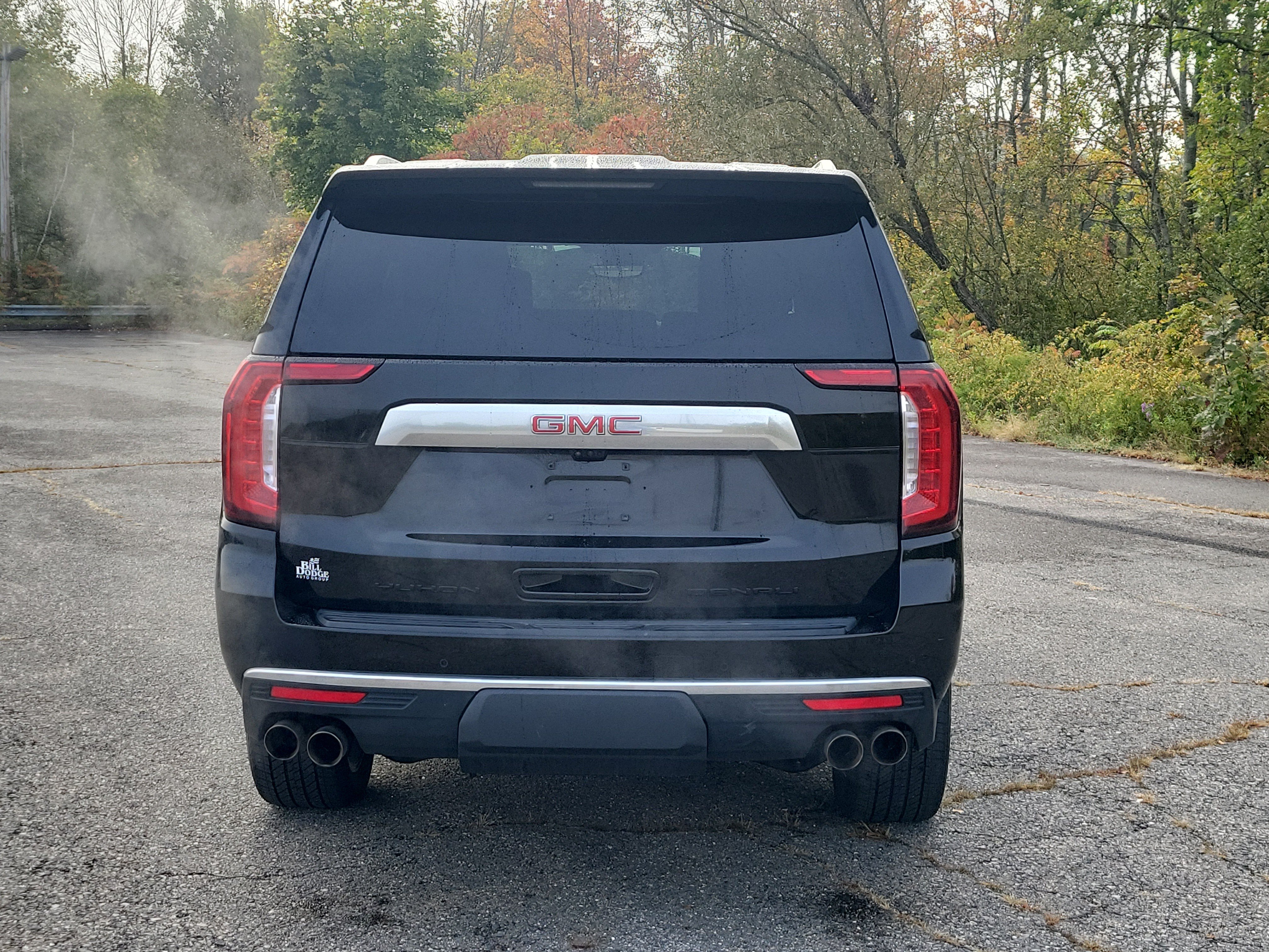 Used 2023 GMC Yukon Denali w/ Denali Reserve Package AWD/4WD image 6