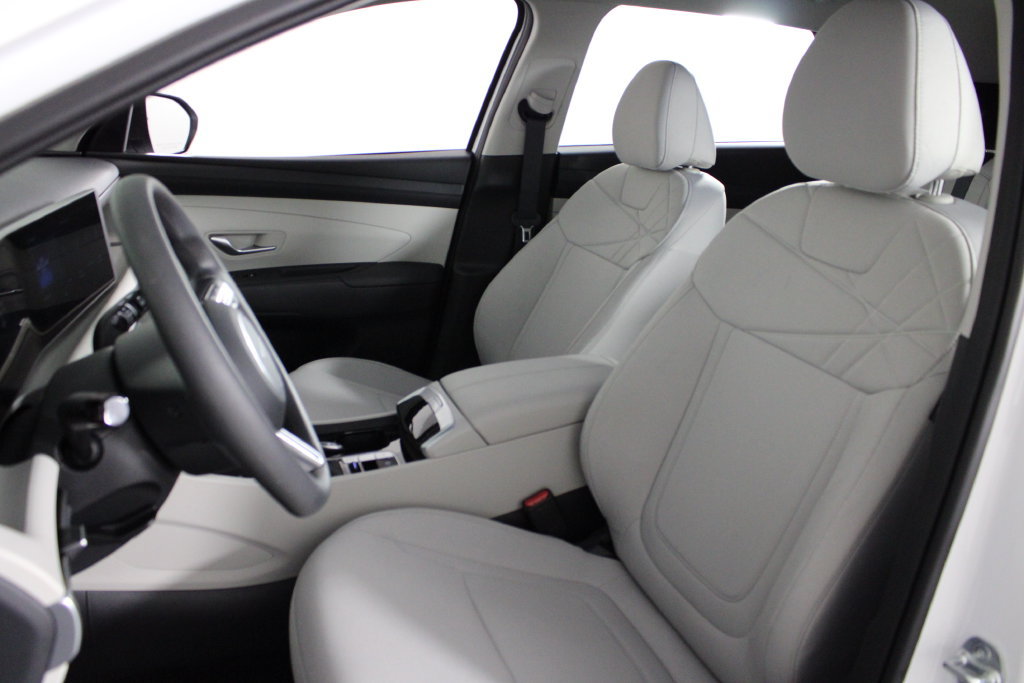 Certified 2026 Hyundai Tucson SE FWD image 19