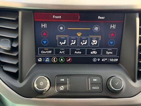 Used 2022 GMC Acadia Denali w/ Denali Ultimate Package image 42