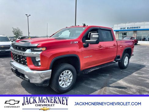 Used 2022 Chevrolet Silverado 2500 LT w/ Convenience Package AWD/4WD image 1