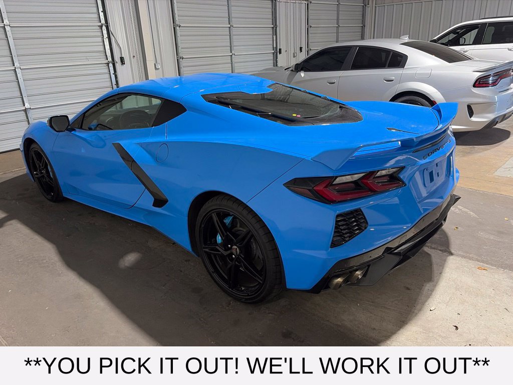 Used 2021 Chevrolet Corvette Stingray Coupe w/ Z51 Performance Package RWD image 4