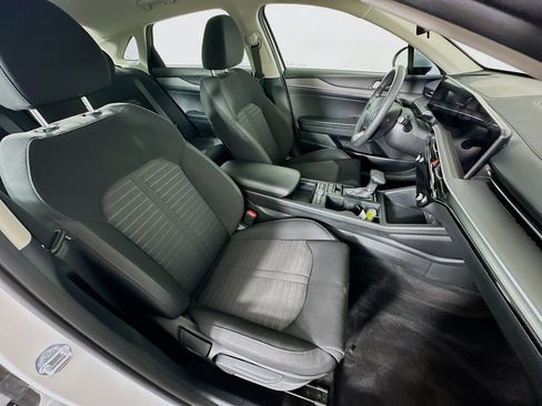 Used 2025 Kia K5 LXS image 30