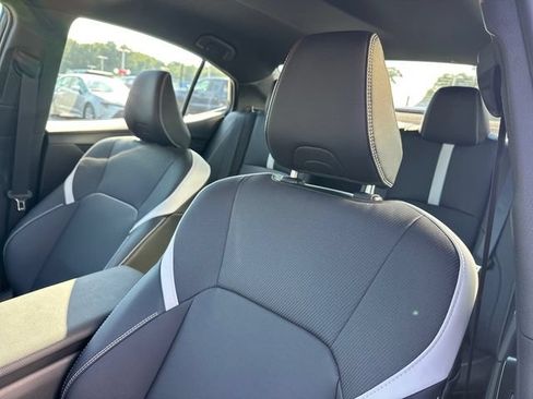 Used 2026 Toyota Camry SE w/ Convenience Package FWD image 18