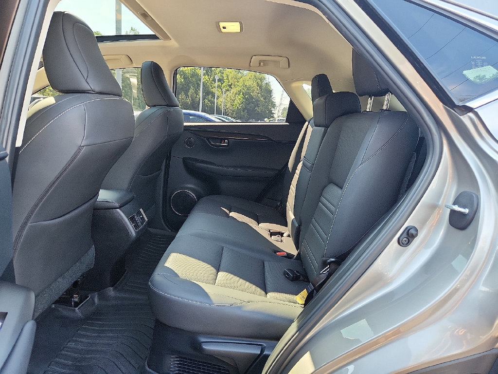 Used 2018 Lexus NX 300 FWD w/ Premium Package image 16