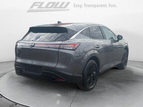 Used 2025 Nissan Murano SV image 9