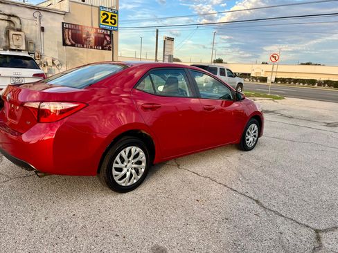 Used 2017 Toyota Corolla LE w/ Carpet Mat Package (TMS) image 3
