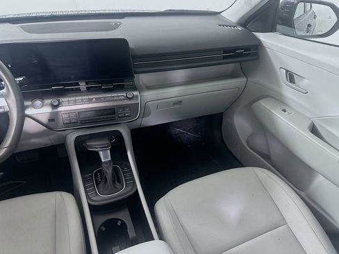 Used 2025 Hyundai Kona SEL image 19