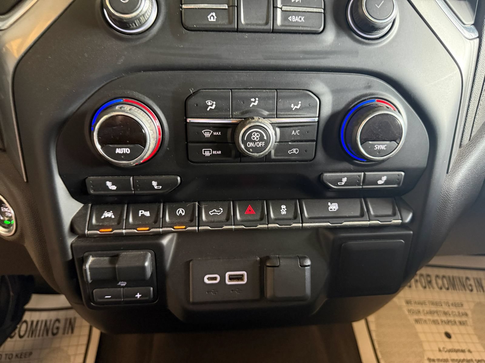Used 2020 Chevrolet Silverado 1500 LT w/ All-Star Edition AWD/4WD image 17