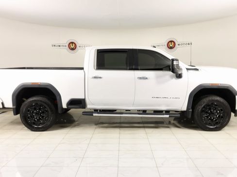 Used 2021 GMC Sierra 3500 Denali w/ Denali Ultimate Package image 2