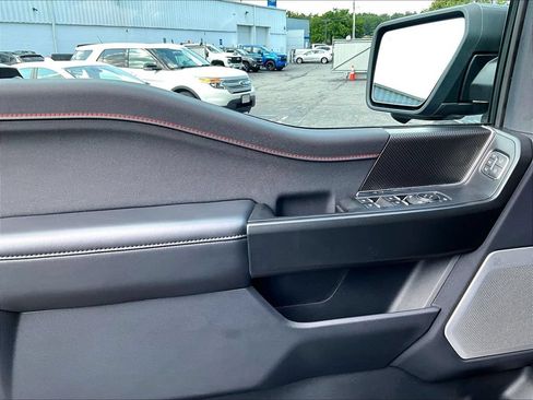 Used 2024 Ford F150 Raptor AWD/4WD image 9