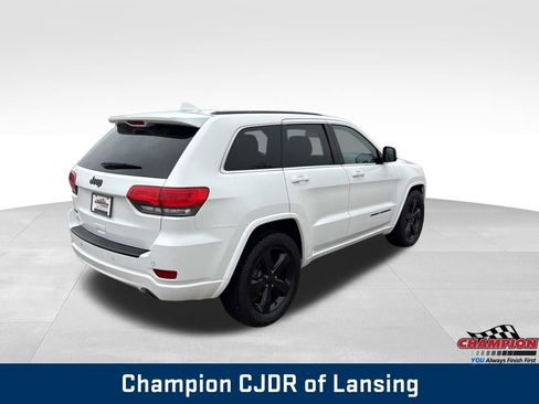 Used 2014 Jeep Grand Cherokee Altitude image 9