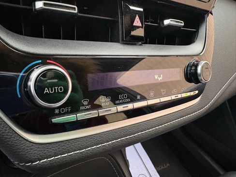 Used 2021 Toyota Corolla XSE w/ Carpet Mat Package (TMS) image 31