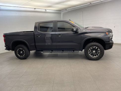 Used 2024 Chevrolet Silverado 1500 ZR2 w/ Technology Package AWD/4WD image 3