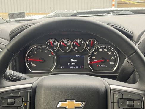 Used 2023 Chevrolet Silverado 2500 LTZ w/ LTZ Plus Package image 14