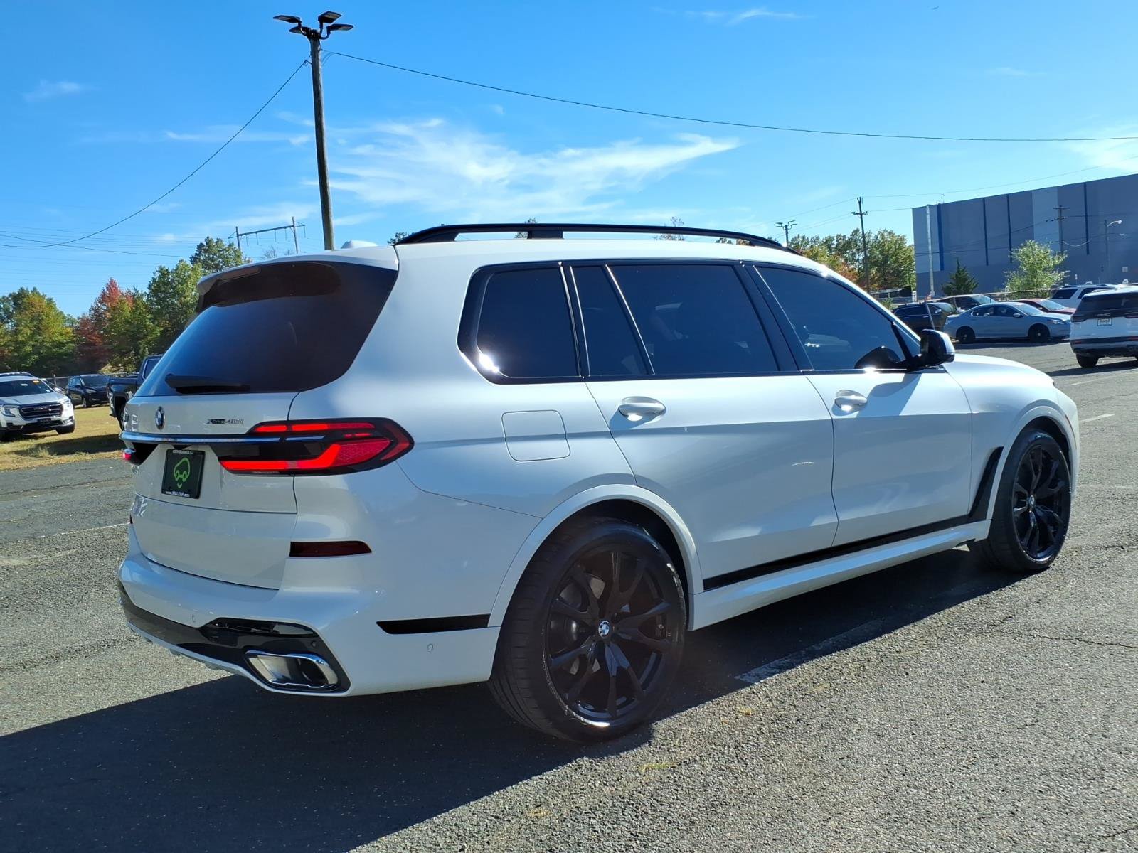 Used 2026 BMW X7 xDrive40i w/ M Sport Package AWD/4WD image 6