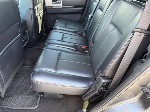Used 2017 Ford Expedition Limited w/ Equipment Group 301A RWD image 11