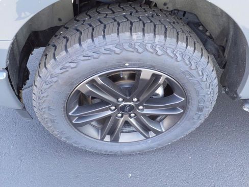 Used 2021 Ford F150 XLT w/ Equipment Group 302A High image 10