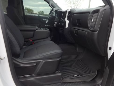 Used 2019 Chevrolet Silverado 1500 Custom Trail Boss w/ Custom Convenience Package image 37