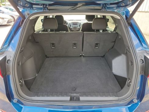 Used 2021 Chevrolet Equinox LT FWD image 11