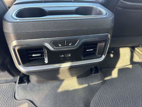 Used 2020 GMC Sierra 1500 Denali w/ Denali Ultimate Package AWD/4WD image 28