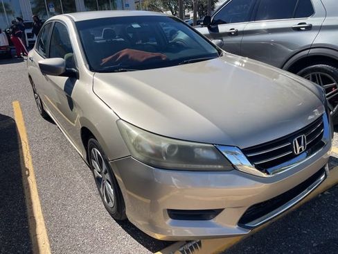 Used 2013 Honda Accord LX image 2