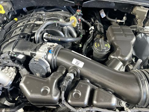 Used 2023 Jeep Grand Cherokee Limited RWD image 30