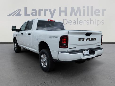 New 2025 RAM 2500 Big Horn image 4