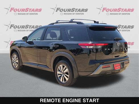 New 2026 Nissan Pathfinder SL FWD image 7