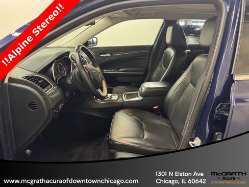 Used 2015 Chrysler 300 C image 15