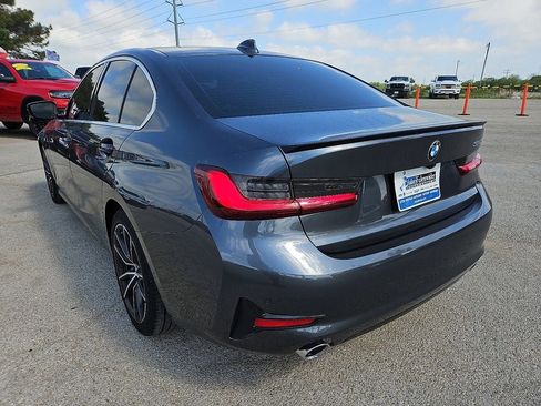 Used 2022 BMW 330i Sedan w/ Convenience Package RWD image 5
