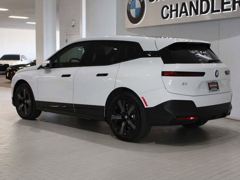 Used 2025 BMW iX xDrive50 image 5