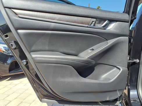 Used 2020 Honda Accord EX-L image 24