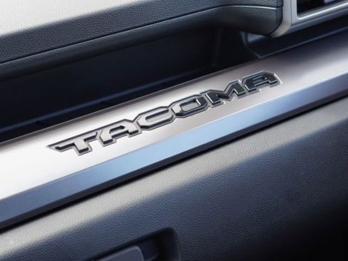 Certified 2026 Toyota Tacoma SR5 RWD image 40