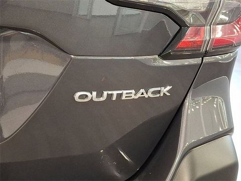 Certified 2025 Subaru Outback Limited image 33