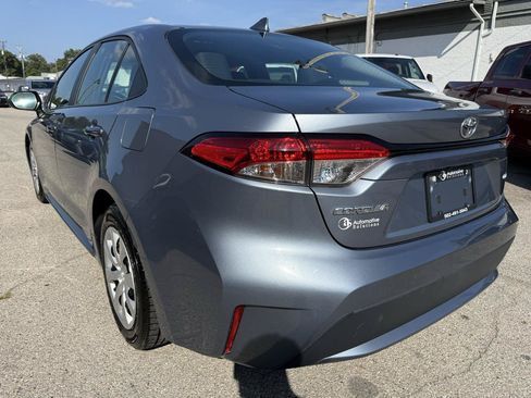 Used 2021 Toyota Corolla LE FWD image 7
