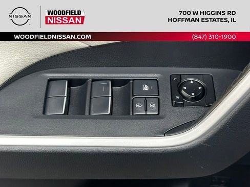 Used 2021 Toyota RAV4 XLE Premium AWD/4WD image 22