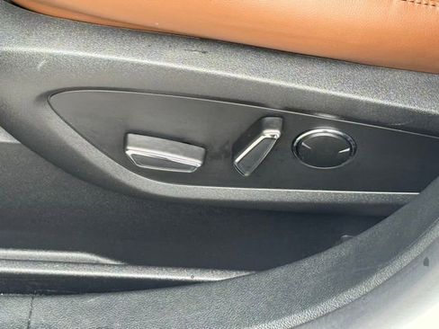 Used 2023 Lincoln Nautilus Reserve image 21