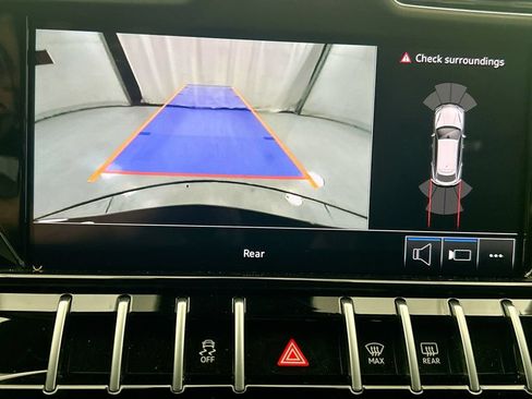 Used 2024 Lamborghini Urus S AWD/4WD image 15